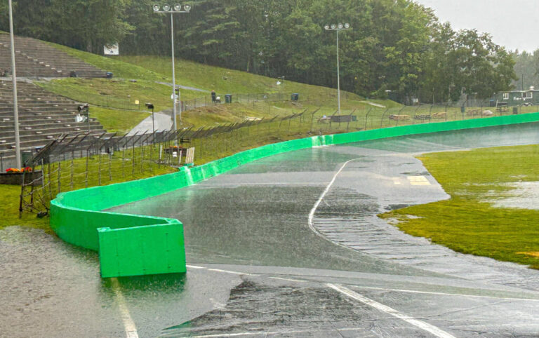NESTN.tv Twin 100s Rescheduled For Tonight at Thunder Road